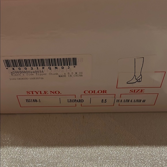 Brown Tan Heeled Boots with Suede Texture - Picture 2 of 3